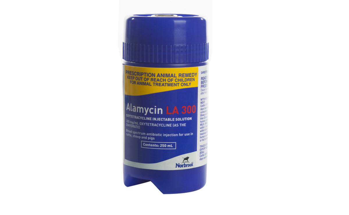 Alamycin LA 300 Oxytetracycline injectable solution